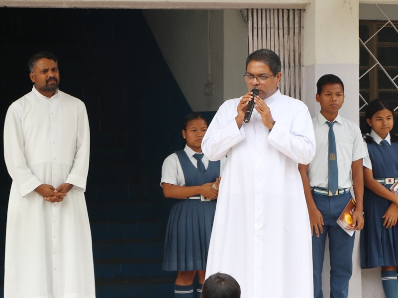Holy Cross Educational Foundation Secretary Visit